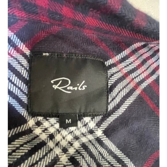 Women's Rails Hunter Plaid Shirt in Red & Navy Size Medium - Picture 5 of 6